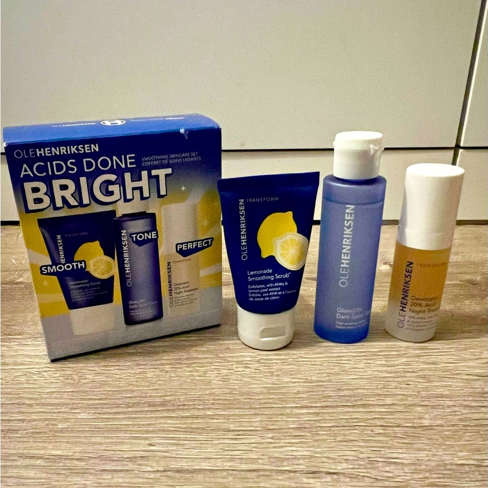 Olehendriksen Acids Done Bright Smoothing Skincare Set